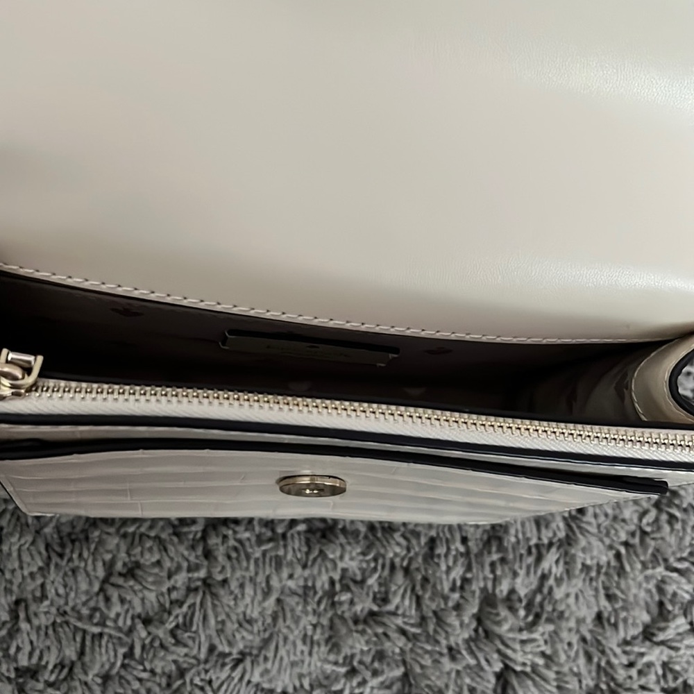 Kate Spade Purse - Picture 4 of 4